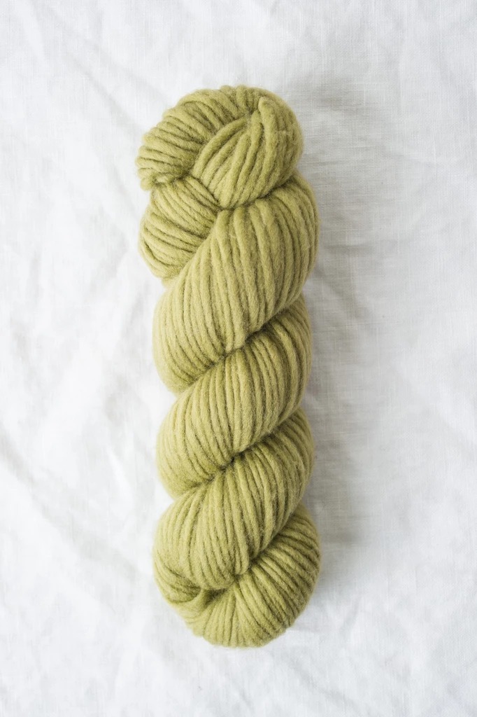029 quince and co puffin wool knitting yarn split pea 1024x1024