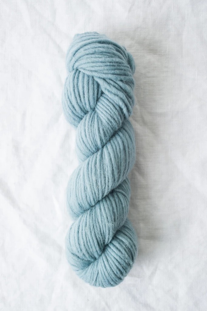 042 quince and co puffin wool knitting yarn bird s egg 1024x1024